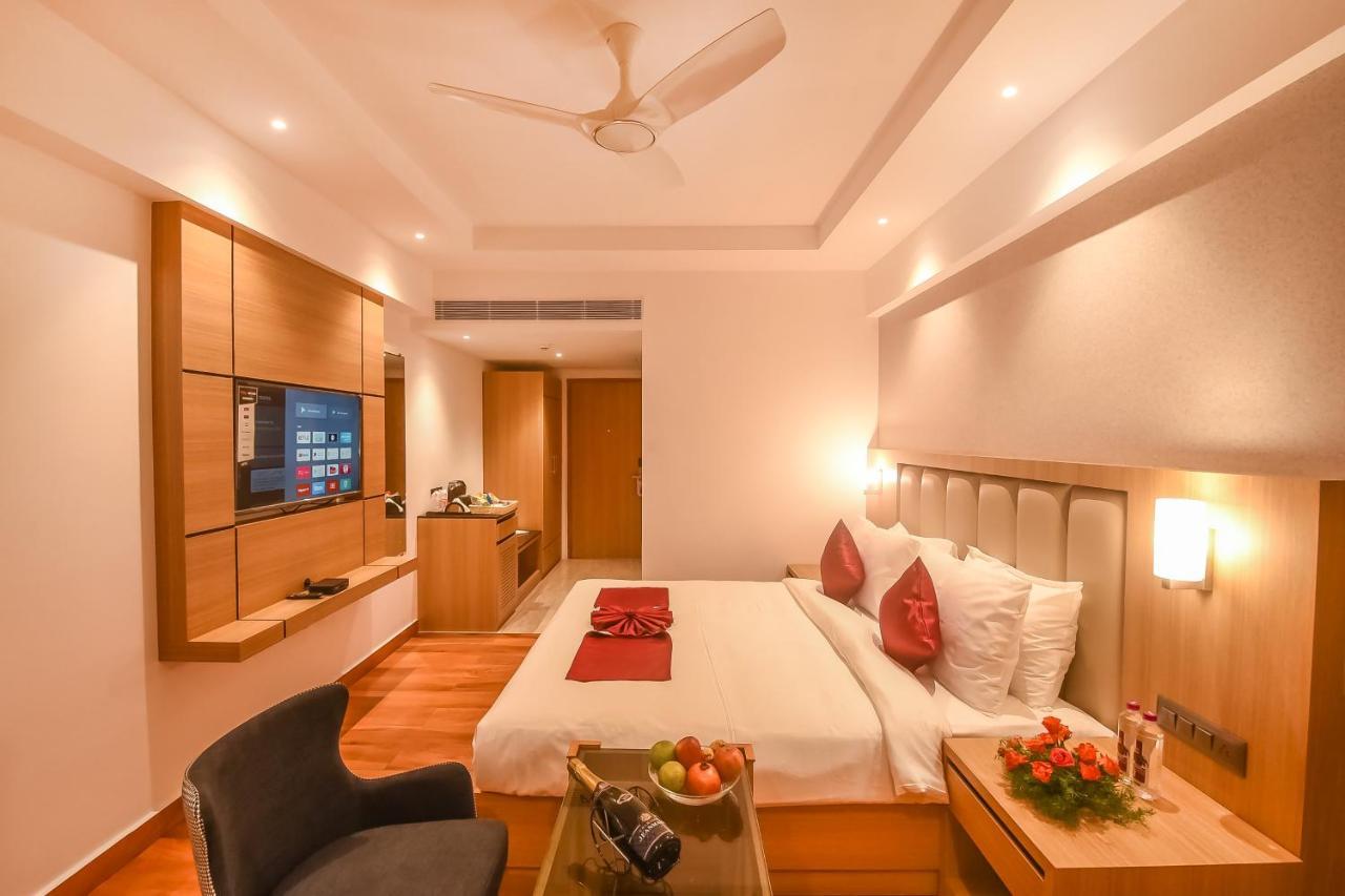 Emerald Clarks Inn Suites Mysore Eksteriør billede