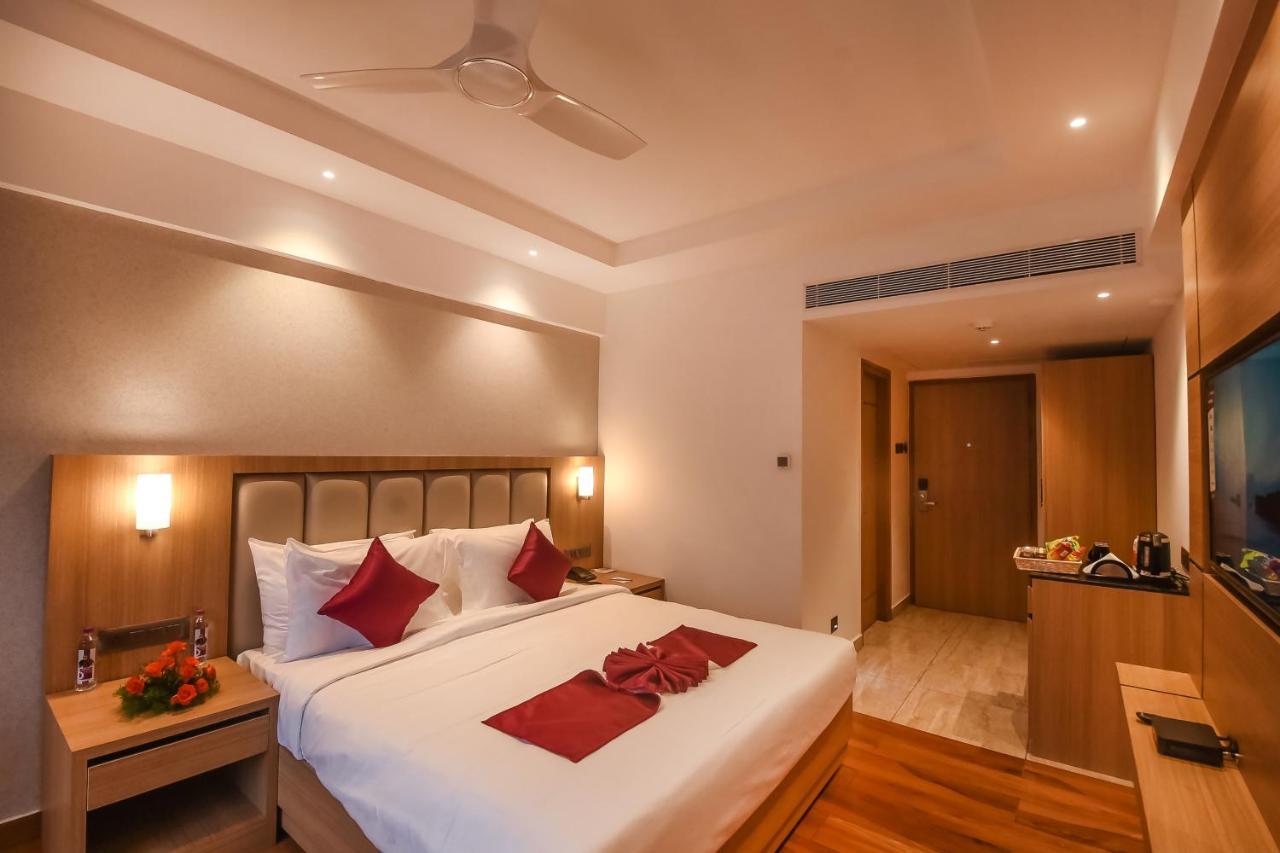 Emerald Clarks Inn Suites Mysore Eksteriør billede